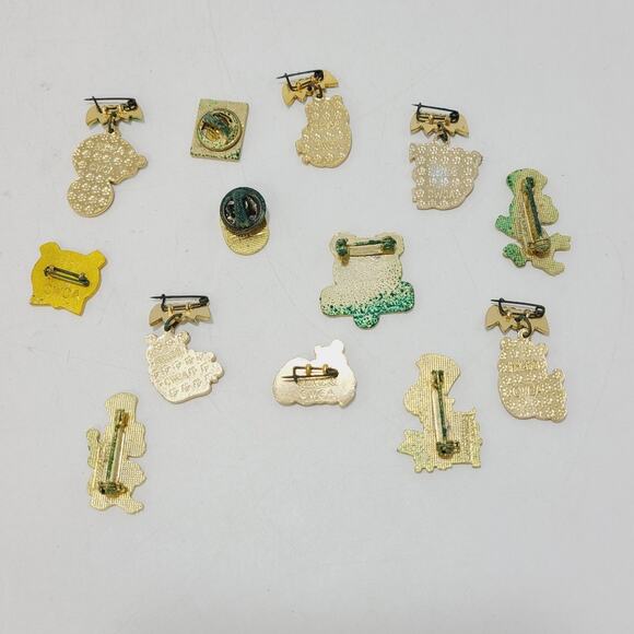 VTG Disney 1984 Summer Olympic Games, LA Collectors 13 Piece Pin Set in Case - Picture 2 of 6